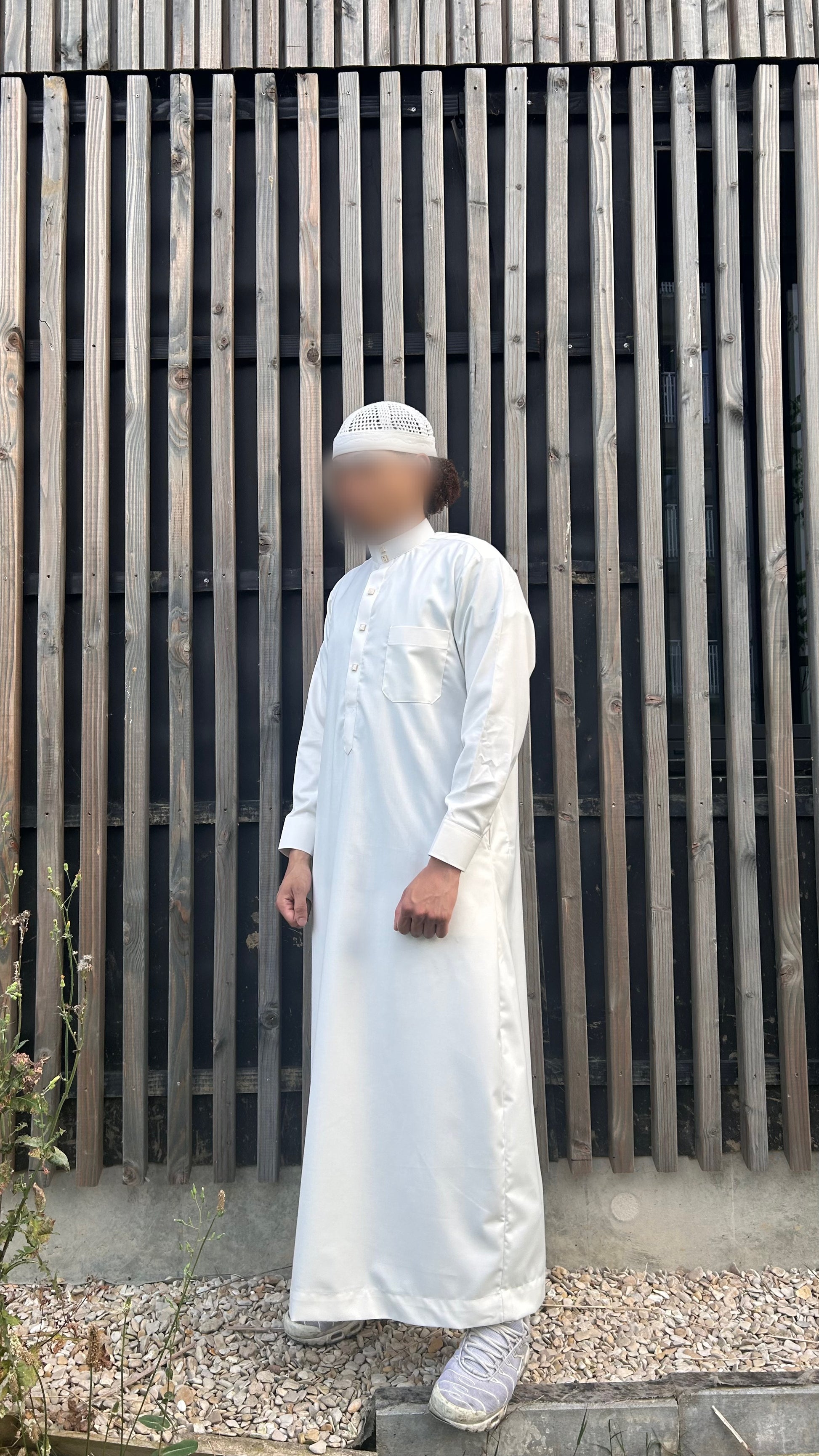 Ajū blanc cassé bouton doré